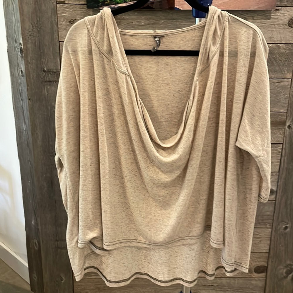 Yoga top with lots of room for comfort